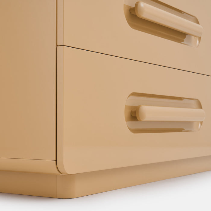 Commode 3 tiroirs Newlo – détail des poignées en chêne massif