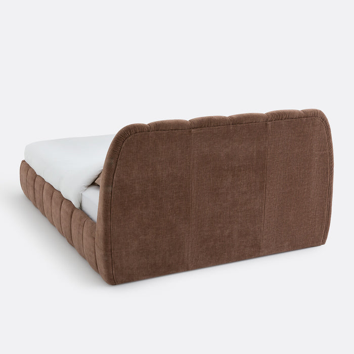 Lit coffre Noma – détail des coutures matelassées du velours côtelé