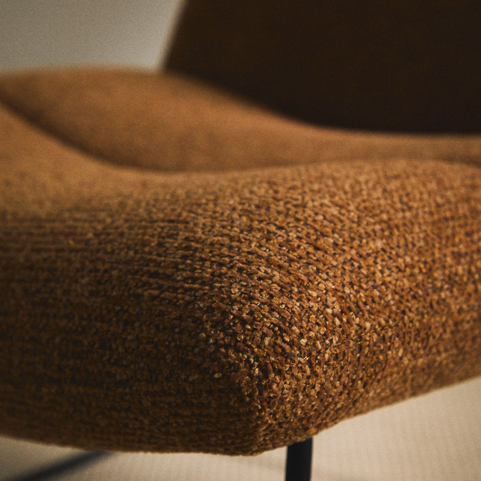 Fauteuil Aria terracotta chenille – mise en ambiance salle à manger