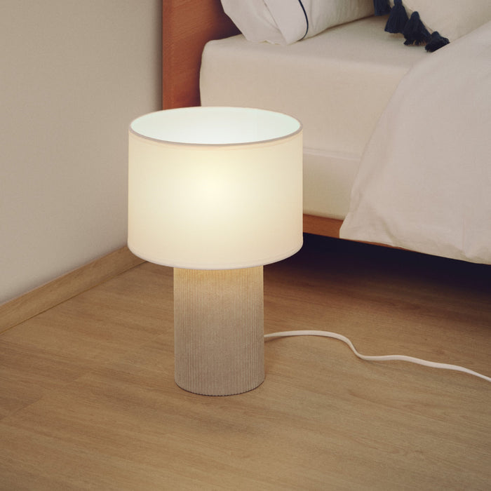 Lampe à poser Llançà – mise en ambiance chambre enfant