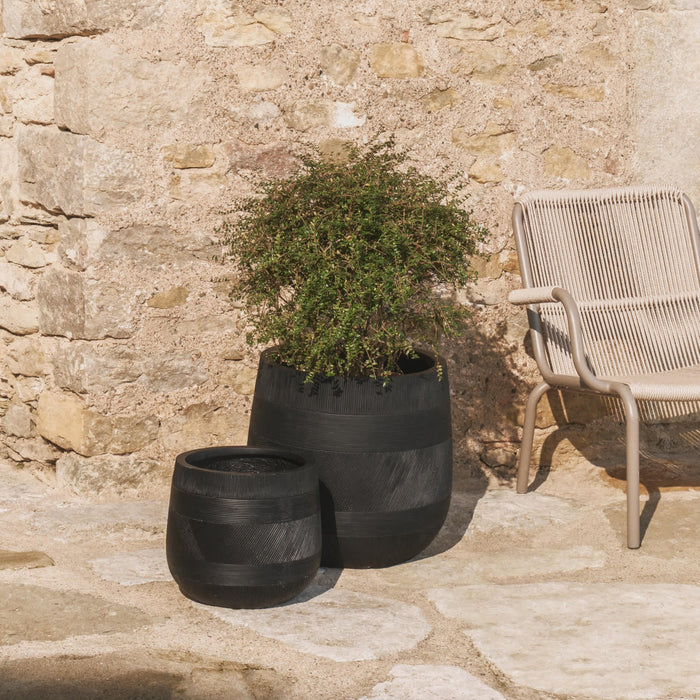 Ensemble de 2 cache-pots Fornells – mise en ambiance extérieure