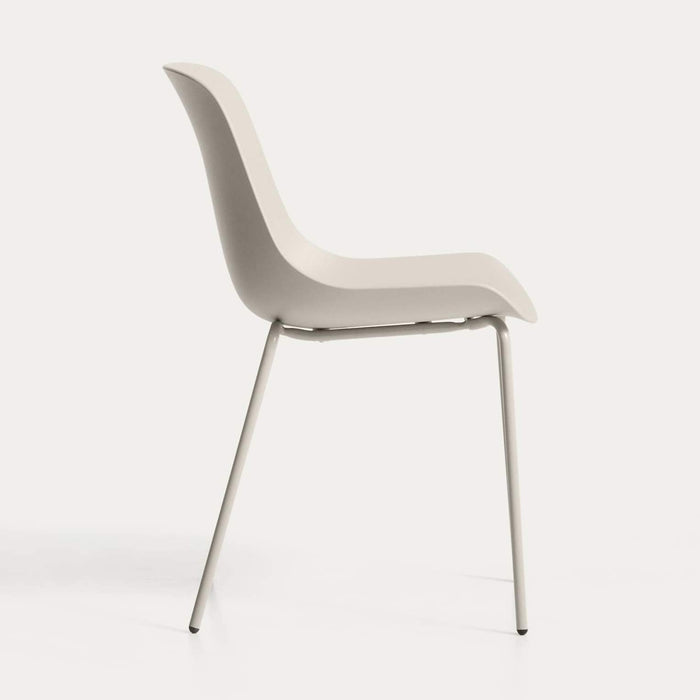 Chaise Alaró beige – vue de trois quarts
