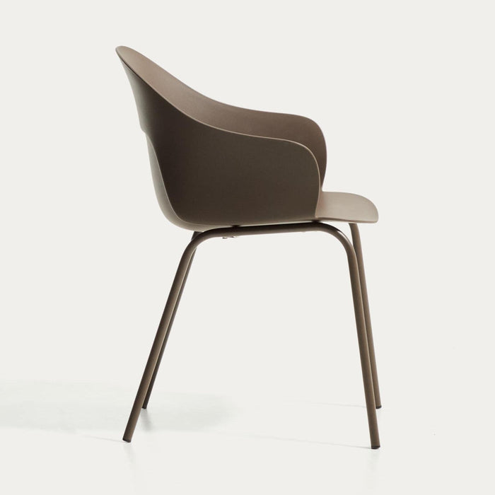 Chaise Cardona marron – vue de trois quarts