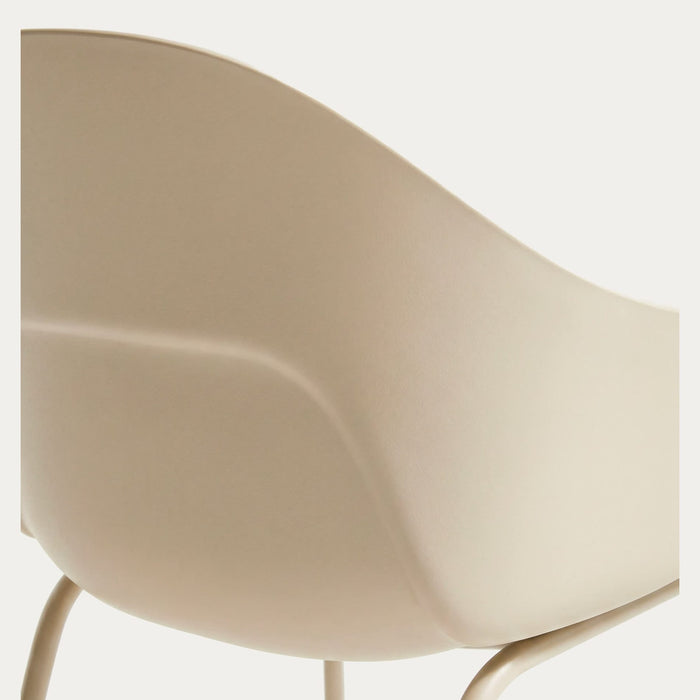 Chaise Cardona beige – détail du piètement en acier