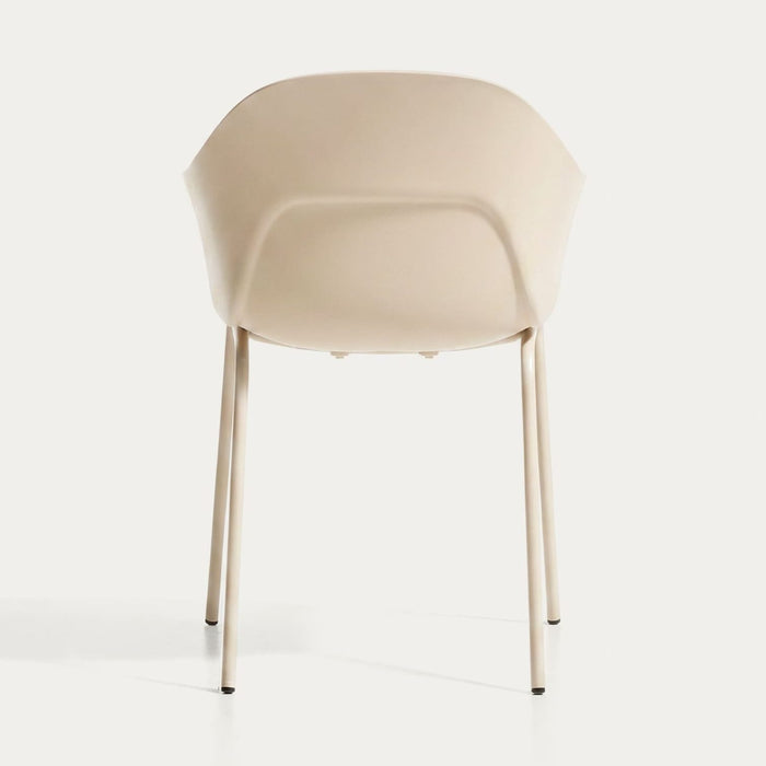 Chaise Cardona beige – vue rapprochée du piètement
