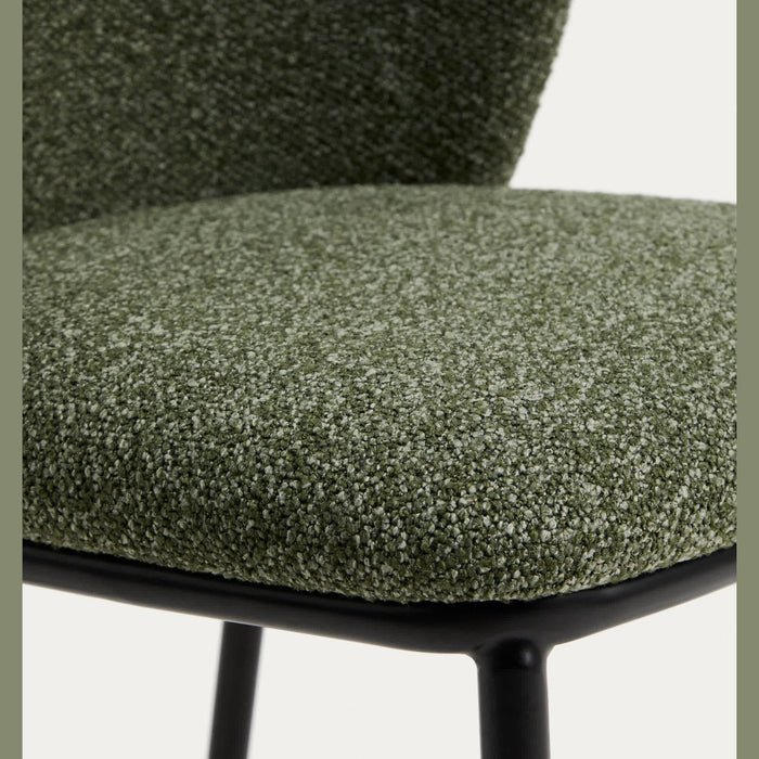 Chaise Avena vert foncé en chenille, vue de détail assise