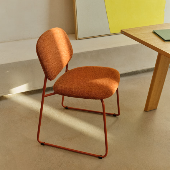 Chaise tissu chenille et métal Meli