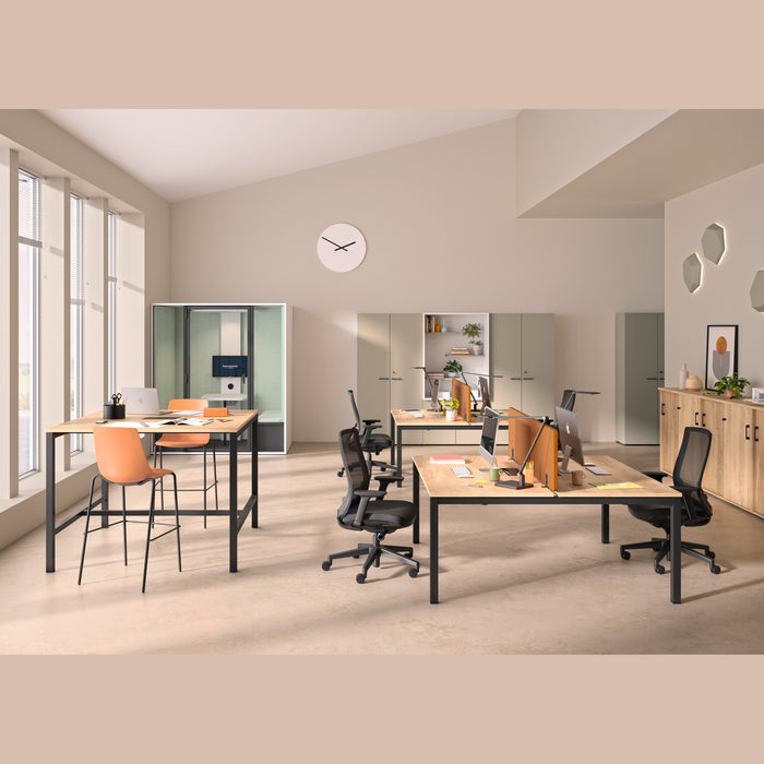 Single or multi-user office Bayeux