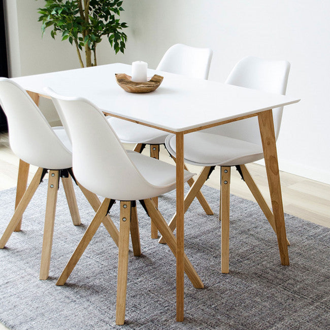 Chaise plastique simili et bois Bergen
